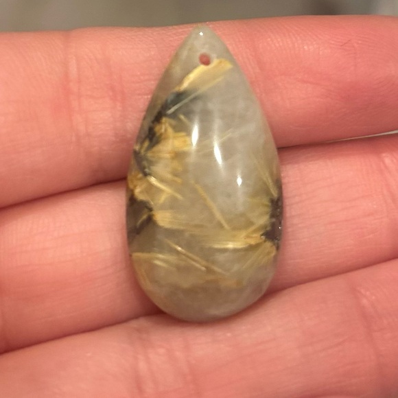 Golden rutile star 🌟 with hematite inclusions Elegant Teardrop Pendant - Picture 2 of 12